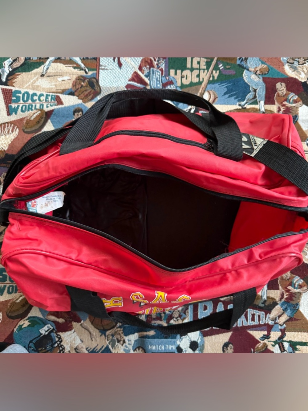 Vintage 90s NFL Kansas City Chiefs Red Duffel Bag - Picture 3 of 8